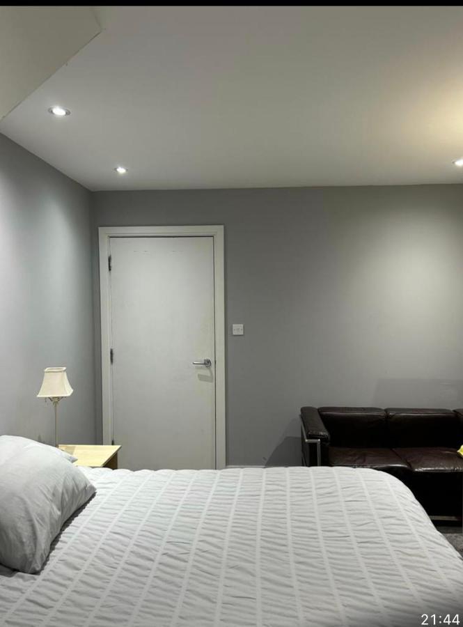 Apartamento Cosy Nest In London Hendon Exterior foto